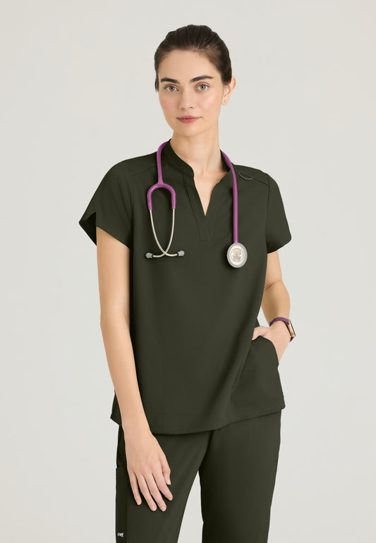 GRST230 Women's Avery 2-Pocket Banded Collar Top