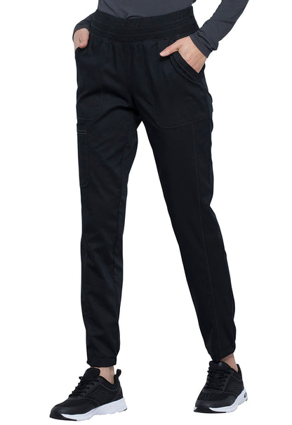 WW011 Women's Tapered Leg Pant